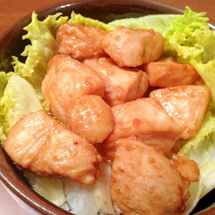 パサつき無し！家計に優しい鶏ムネ肉丼☆